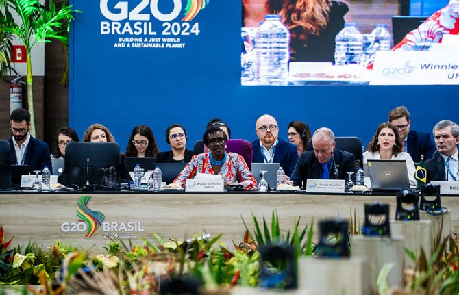 Winnie Byanyima delivers remarks at the G20 Health Working Group, Salvador, Brazil, 6 June 2024. Credit: Health Ministry/Brazil Winnie Byanyima delivers remarks at the G20 Health Working Group, Salvador, Brazil, 6 June 2024. Credit: Health Ministry/Brazil