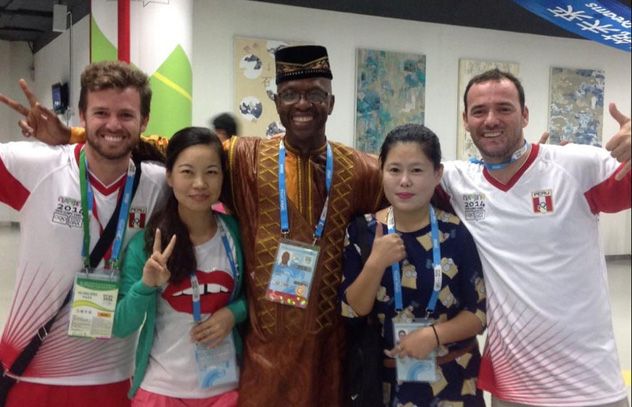 During a session with young athletes on 17 August, UNAIDS invited them to express their creativity at its educational booth in the Olympic Village as part of a campaign that features artwork, games and HIV facts. The Protect the Goal campaign, which uses During a session with young athletes on 17 August, UNAIDS invited them to express their creativity at its educational booth in the Olympic Village as part of a campaign that features artwork, games and HIV facts. The Protect the Goal campaign, which uses