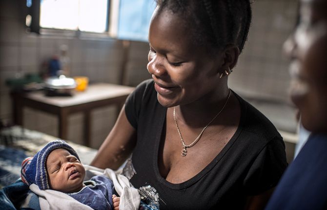 The continuing fall in the number of children becoming infected with HIV is a major public health triumph. Globally, 1.6 million new child infections were averted between 2008 and 2017, an achievement that stems from a steep increase in the percentage of The continuing fall in the number of children becoming infected with HIV is a major public health triumph. Globally, 1.6 million new child infections were averted between 2008 and 2017, an achievement that stems from a steep increase in the percentage of