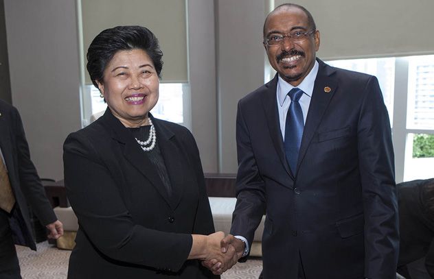 UNAIDS Executive Director Michel Sidibé and Deputy Bangkok Governor Pusadee Tamthai during the launch of iMonitor+, in Bangkok, Thailand, on 27 October 2014. UNAIDS Executive Director Michel Sidibé and Deputy Bangkok Governor Pusadee Tamthai during the launch of iMonitor+, in Bangkok, Thailand, on 27 October 2014.