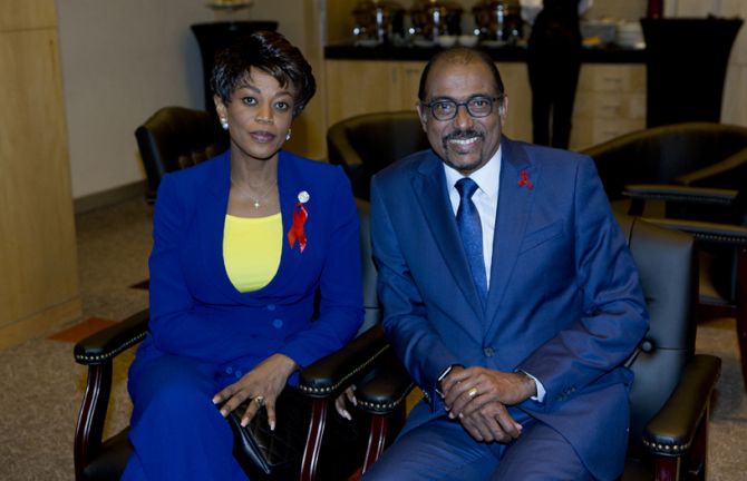 Ana Paula dos Santos, First Lady of Angola, and Michel Sidibe, UNAIDS Executive Director, Johannesburg, 5 December 2015 PHOTO: UNAIDS Ana Paula dos Santos, First Lady of Angola, and Michel Sidibe, UNAIDS Executive Director, Johannesburg, 5 December 2015 PHOTO: UNAIDS