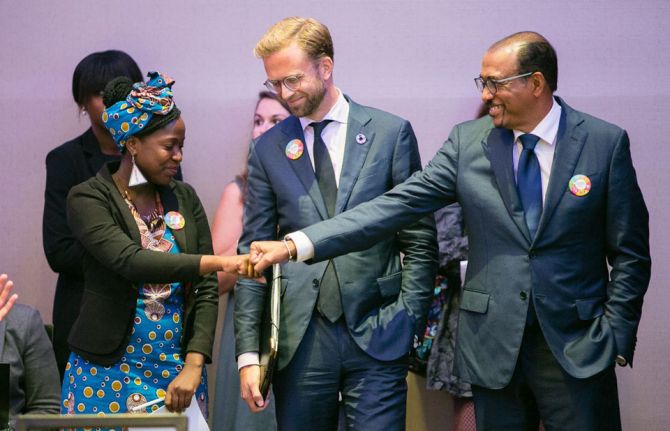 Uniting for every woman and every child Uniting for every woman and every child