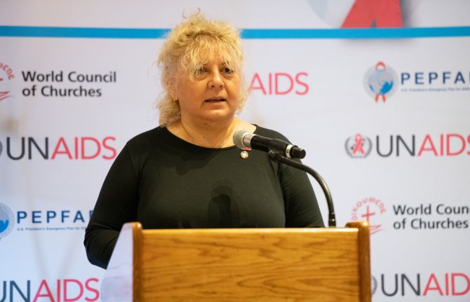 Building faith-based partnerships to end AIDS and TB among children and adolescents Building faith-based partnerships to end AIDS and TB among children and adolescents