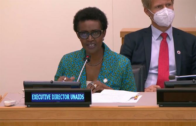 “A strong role for civil society in the governance of the AIDS response and of the Joint Programme is a reflection of the ethical imperative that affected populations must be engaged at the global, regional, national and local levels if we are to reach th “A strong role for civil society in the governance of the AIDS response and of the Joint Programme is a reflection of the ethical imperative that affected populations must be engaged at the global, regional, national and local levels if we are to reach th