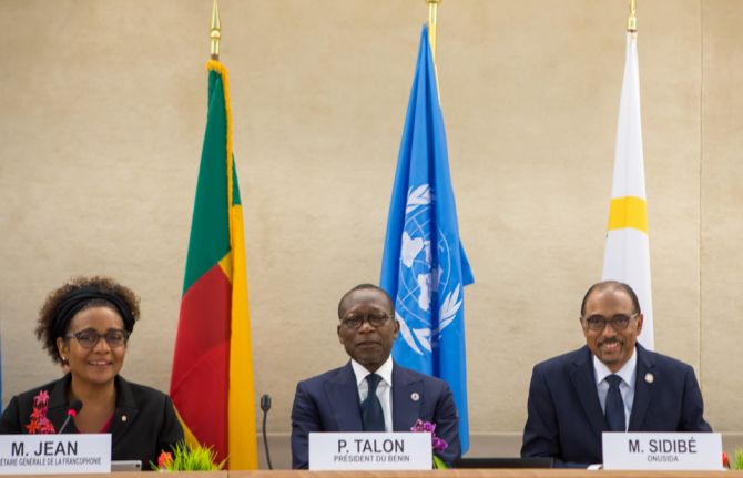 Twenty-five countries and 10 international organizations have pledged to respond to falsified and substandard medicines in French-speaking Africa. Twenty-five countries and 10 international organizations have pledged to respond to falsified and substandard medicines in French-speaking Africa.