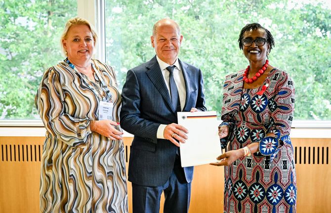 German Chancellor Olaf Scholz announced that Germany would be joining the UNAIDS Global Partnership for Action to Eliminate all Forms of HIV-related Stigma and Discrimination and that Germany would ‘continue to be a reliable partner to UNAIDS’. German Chancellor Olaf Scholz announced that Germany would be joining the UNAIDS Global Partnership for Action to Eliminate all Forms of HIV-related Stigma and Discrimination and that Germany would ‘continue to be a reliable partner to UNAIDS’.