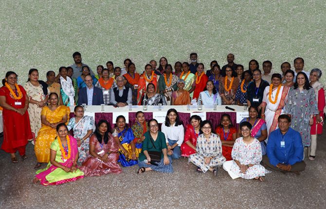 Indian partners reflect on a year after sex workers’ human rights affirmed - To commemorate this landmark judgment, the All-India Network of Sex Workers (AINSW) conducted a three-day National Consultation Indian partners reflect on a year after sex workers’ human rights affirmed - To commemorate this landmark judgment, the All-India Network of Sex Workers (AINSW) conducted a three-day National Consultation titled ‘Sisterhood and Solidarity with Sex Workers