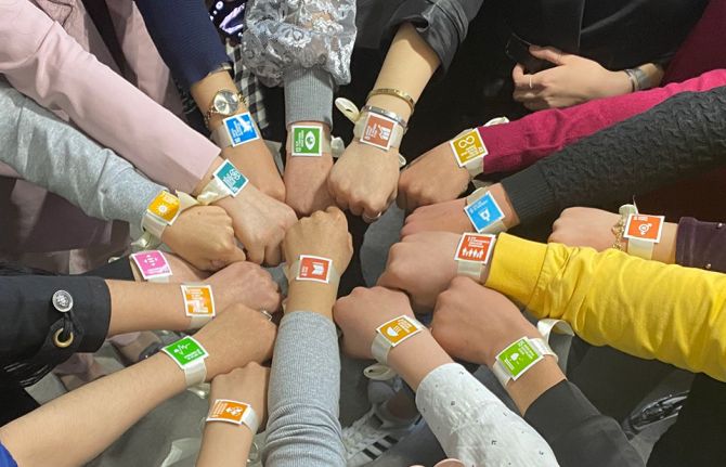 “I want to contribute to creating a world without stigma and discrimination”: young women living with HIV in Uzbekistan become activists “I want to contribute to creating a world without stigma and discrimination”: young women living with HIV in Uzbekistan become activists