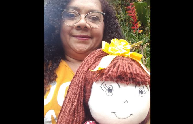"I used to get scraps of cloth from my mother and loved to make vestments for the dolls I had, but I had not done any of that for many years", remembers Iranilde Pereira Fonseca, 55. "Now, with the MNCP project, I learned the process of making a doll comp "I used to get scraps of cloth from my mother and loved to make vestments for the dolls I had, but I had not done any of that for many years", remembers Iranilde Pereira Fonseca, 55. "Now, with the MNCP project, I learned the process of making a doll comp