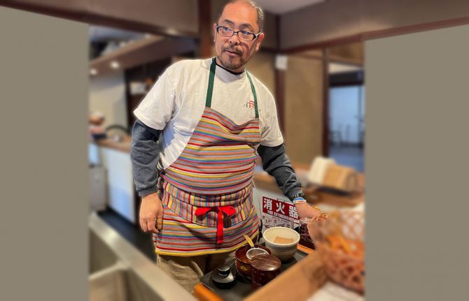 Kennosuke Okumara, head of the Kanazawa centre’s secretariat, serving tea and coffee in the open bar kitchen to visitors. Kennosuke Okumara, head of the Kanazawa centre’s secretariat, serving tea and coffee in the open bar kitchen to visitors.