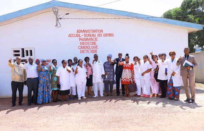 The mission first paid a courtesy call on the region’s administrative and health authorities, and then quickly focused on the sites where services are offered to people living with HIV and key populations. In the health-care facilities visited, whether at The mission first paid a courtesy call on the region’s administrative and health authorities, and then quickly focused on the sites where services are offered to people living with HIV and key populations. In the health-care facilities visited, whether at