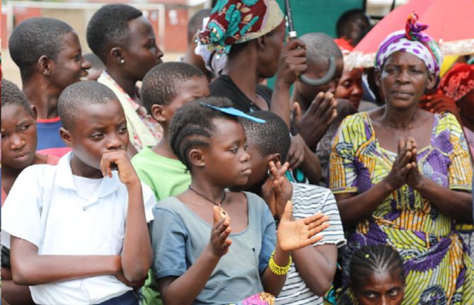 Activities to commemorate International Women’s Day in Rutshuru, North Kivu, DR Congo. © MONUSCO/ Michael Ali Activities to commemorate International Women’s Day in Rutshuru, North Kivu, DR Congo. © MONUSCO/ Michael Ali