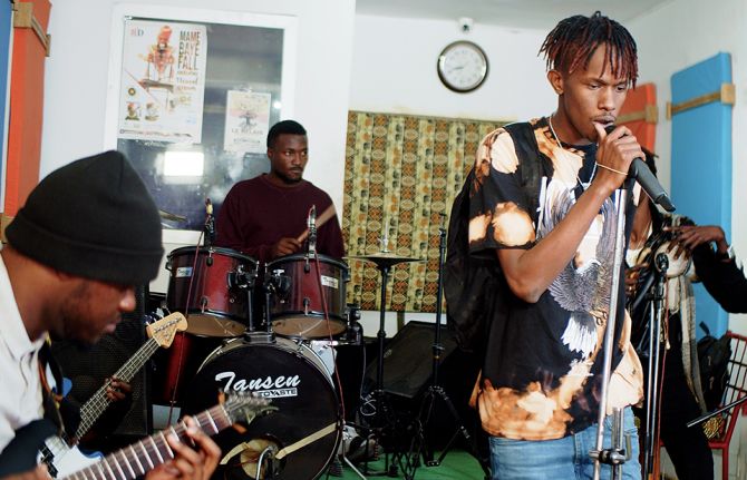 Popular and dedicated singer Samba Peuzzi calls for ending HIV infections among children Popular and dedicated singer Samba Peuzzi calls for ending HIV infections among children